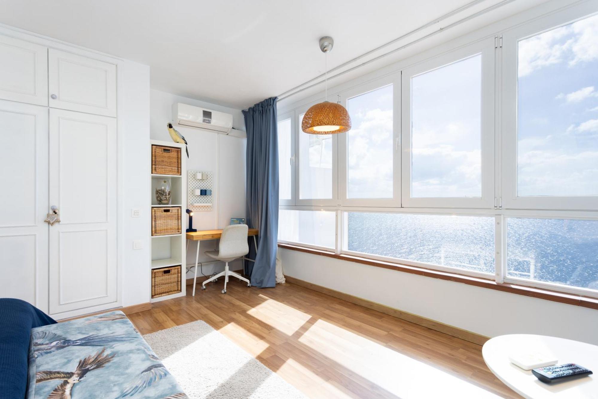 Home2book Lighthouse Stunning Sea View Apartament